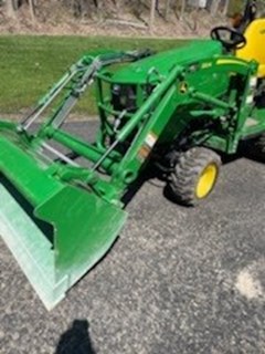 Tractor - Compact Utility For Sale 2021 John Deere 1025R , 25 HP Tractor - Compact Utility For Sale 2021 John Deere 1025R , 25 HP