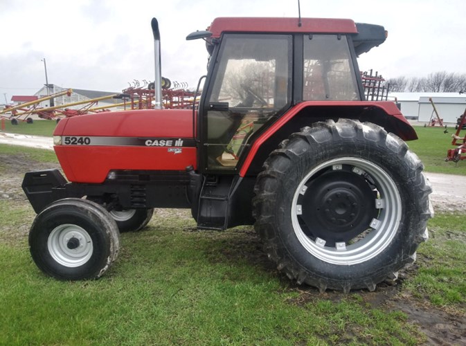 1992 Case IH 5240 Tractor For Sale