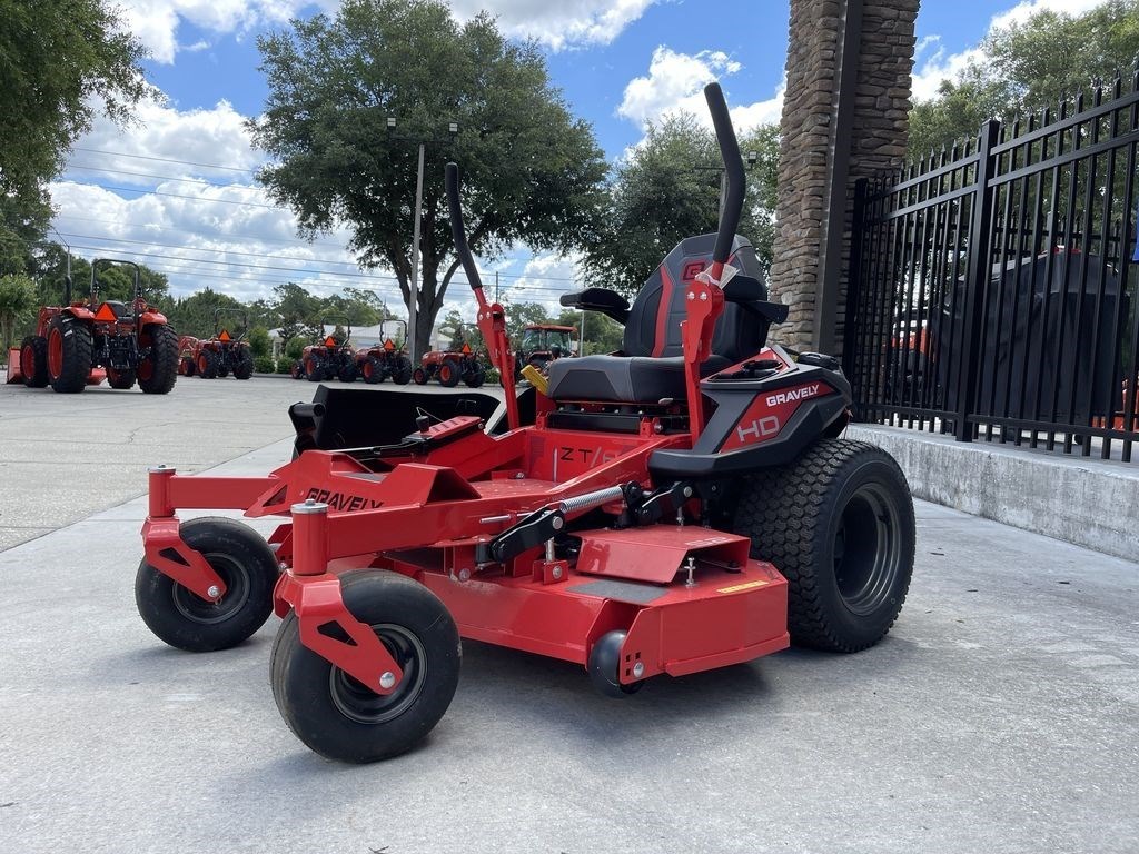 2023 Gravely ZT HD 52" Kohler® 7000 Pro w/smart choke Zero Turn Mower