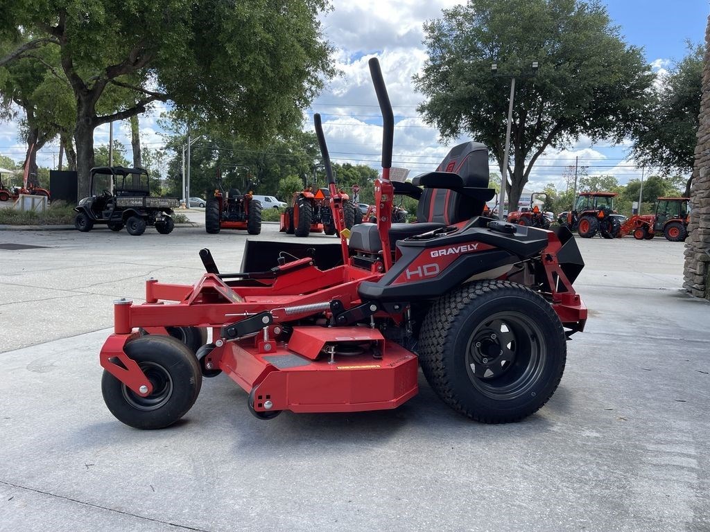 2023 Gravely ZT HD 52" Kohler® 7000 Pro w/smart choke Zero Turn Mower