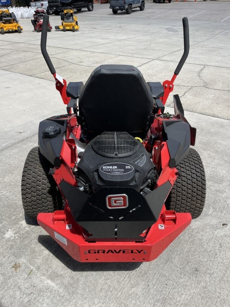 2023 Gravely ZT HD 52" Kohler® 7000 Pro w/smart choke Zero Turn Mower