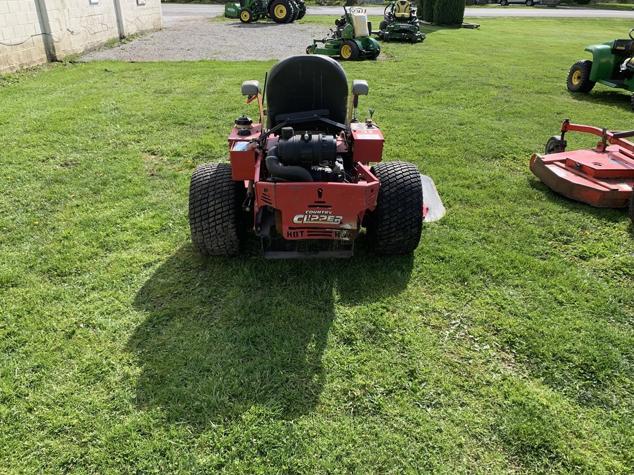 Country Clipper Boss XL Zero Turn Mower For Sale