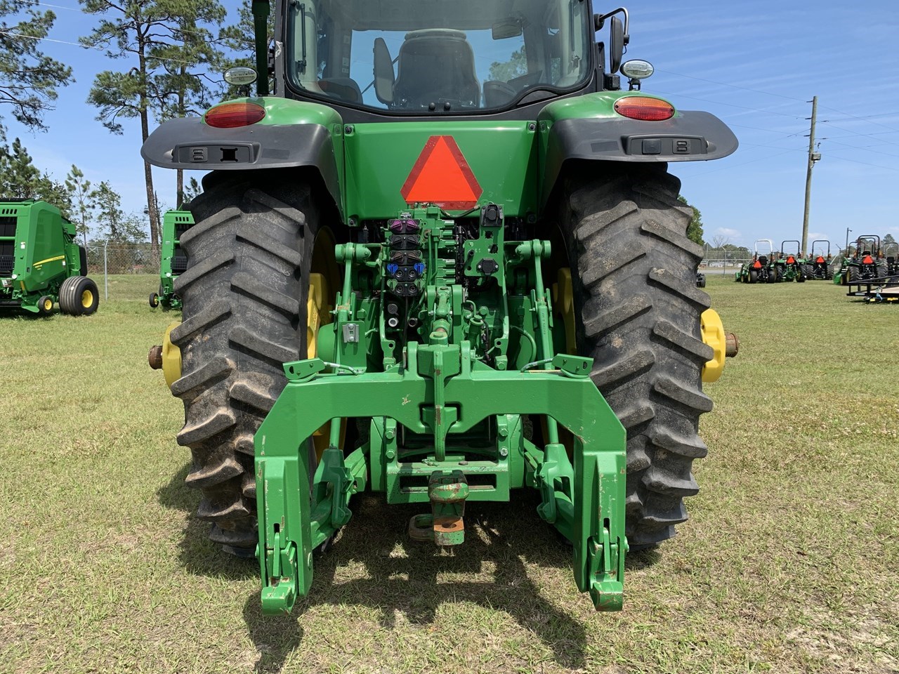 2014 John Deere 8370R Tractor Row Crop For Sale in Mershon