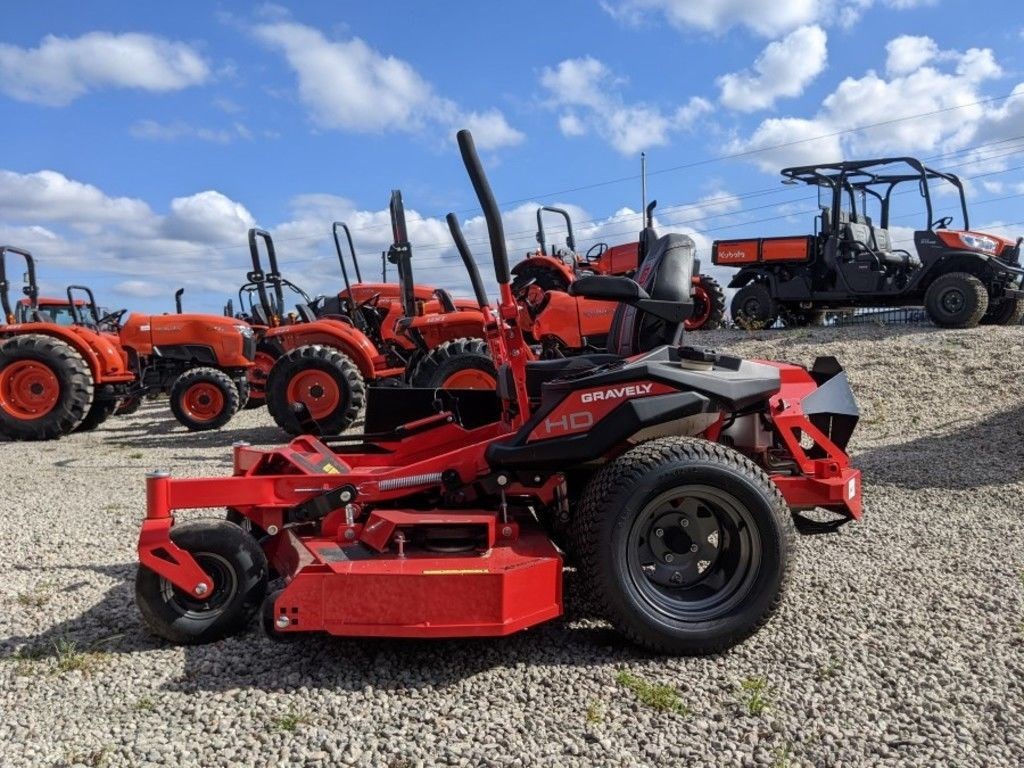 2023 Gravely ZT HD 60" Kohler® KT745 Zero Turn Mower Til salgHastings