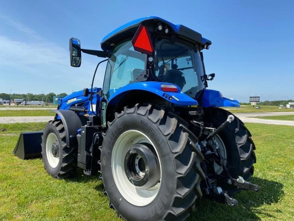 New Holland T6 Series T6.165 Dynamic Command Tractor For Sale in