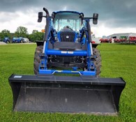 New Holland T5 Series – Tier 4B T5.120 Electro Command™ Thumbnail 5