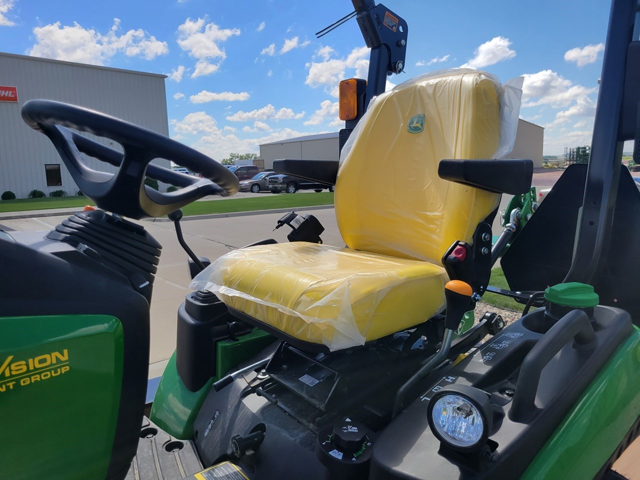 2021 John Deere 1025R Compact Utility Tractor For Sale in LeMars Iowa