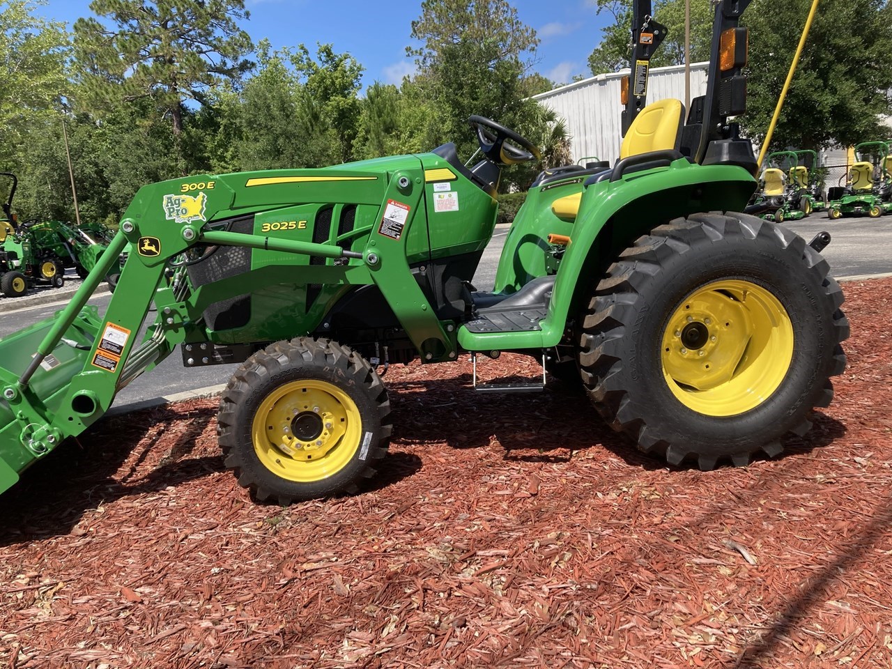 2022 John Deere 3025E Compact Utility Tractor For Sale in St Augustine
