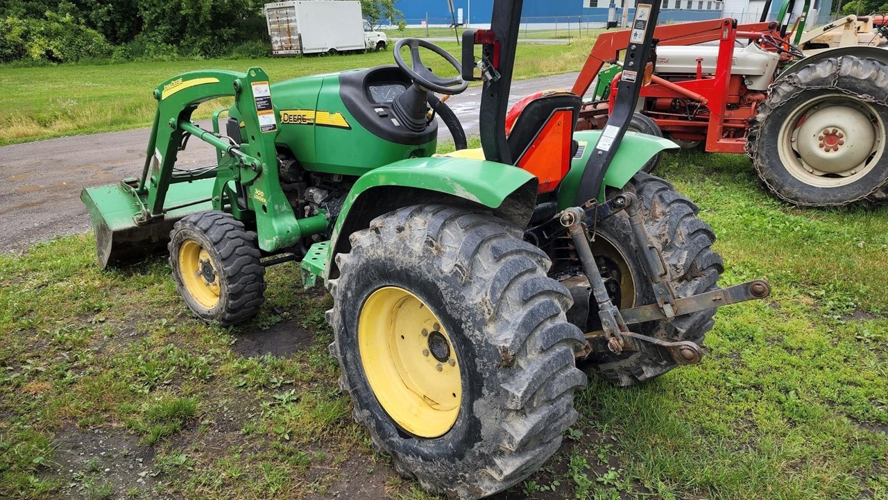 2006 John Deere 3203 Tractor - Compact Utility For Sale