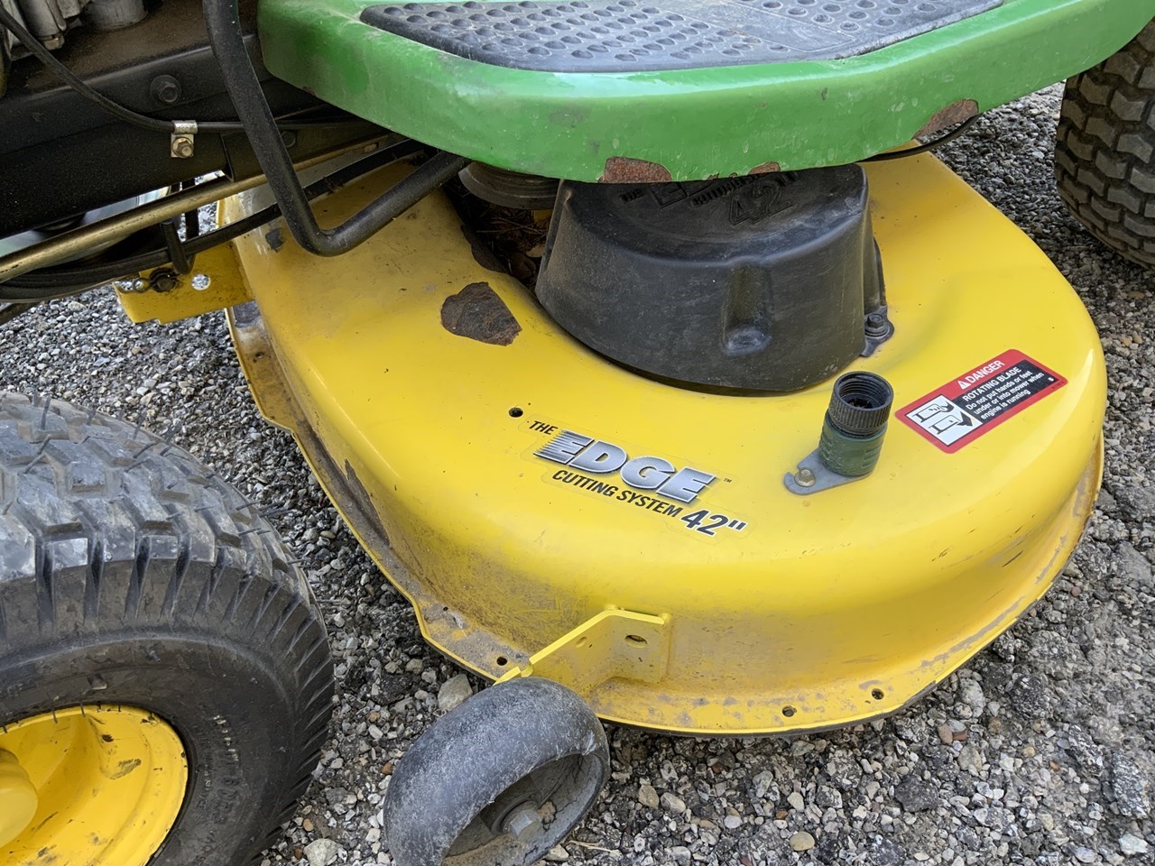 2008 John Deere LA105 Riding Mower For Sale in Terrell Texas