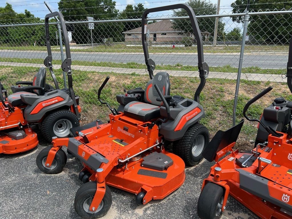 2022 Husqvarna Commercial ZeroTurn Mowers Z460 Zero Turn Mower For