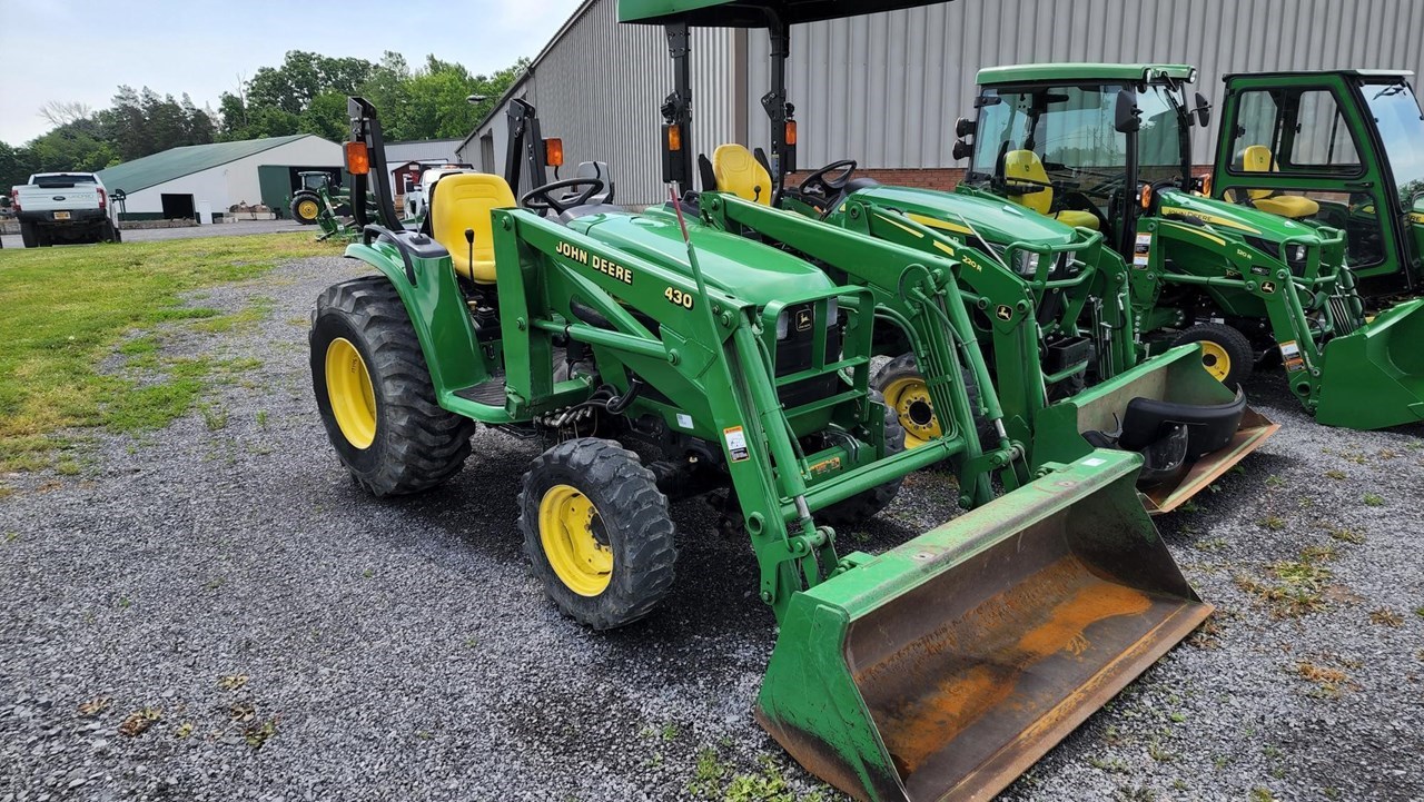 1999 John Deere 4300 Tractor - Compact Utility For Sale