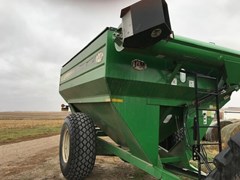 Grain Cart For Sale 2012 J & M 750-18 Grain Cart For Sale 2012 J & M 750-18