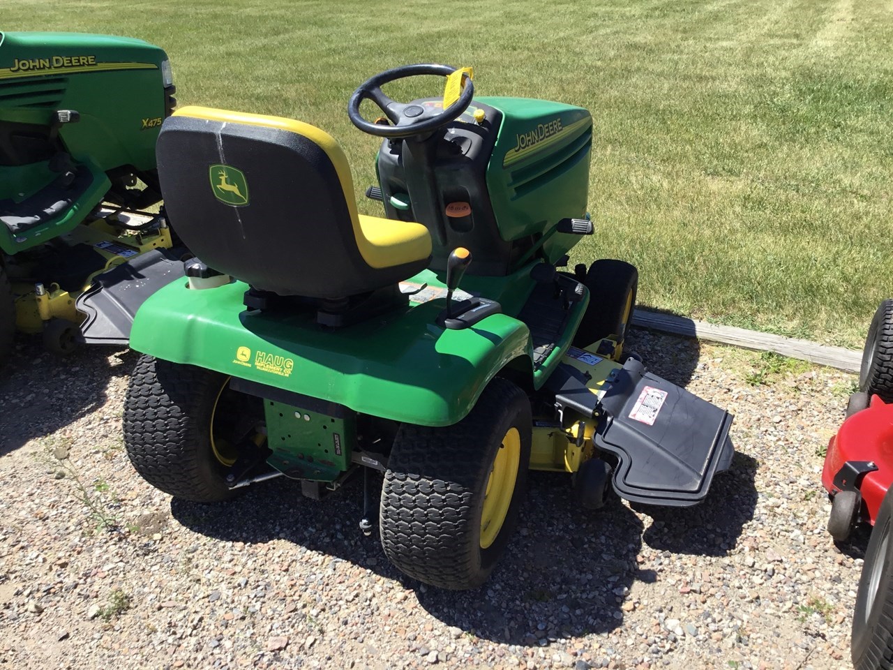 2004 John Deere LX280 Riding Mower For Sale in Litchfield Minnesota