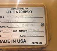 2017 John Deere 42"BKT Thumbnail 2