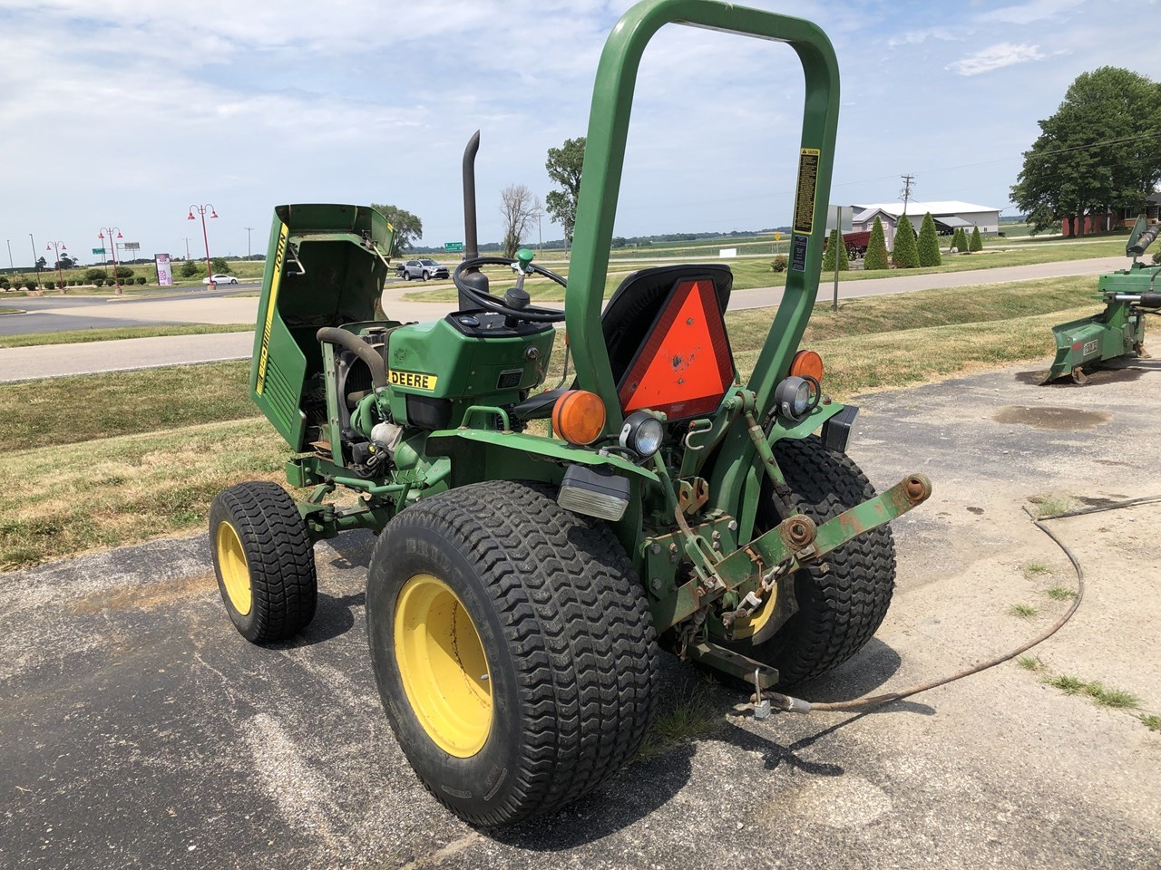 1988 John Deere 650 Compact Utility Tractor For Sale in Poseyville Indiana
