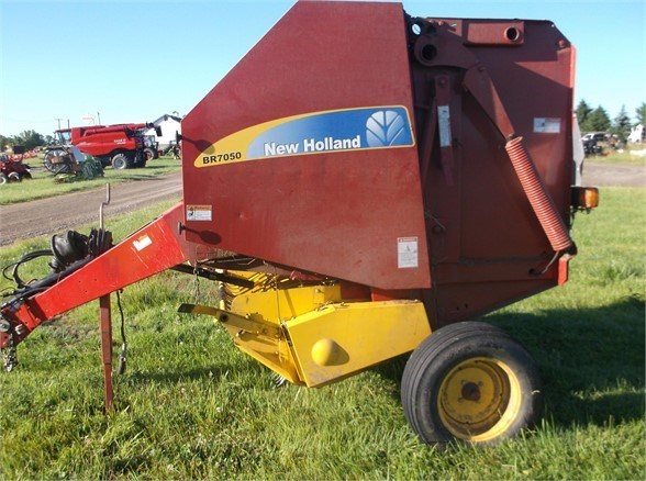 2008 New Holland BR7050 Baler-Round For Sale