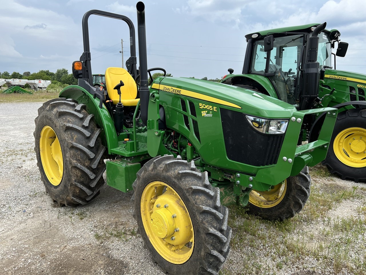 2021 John Deere 5065E Tractor Utility For Sale in Hardinsburg Kentucky