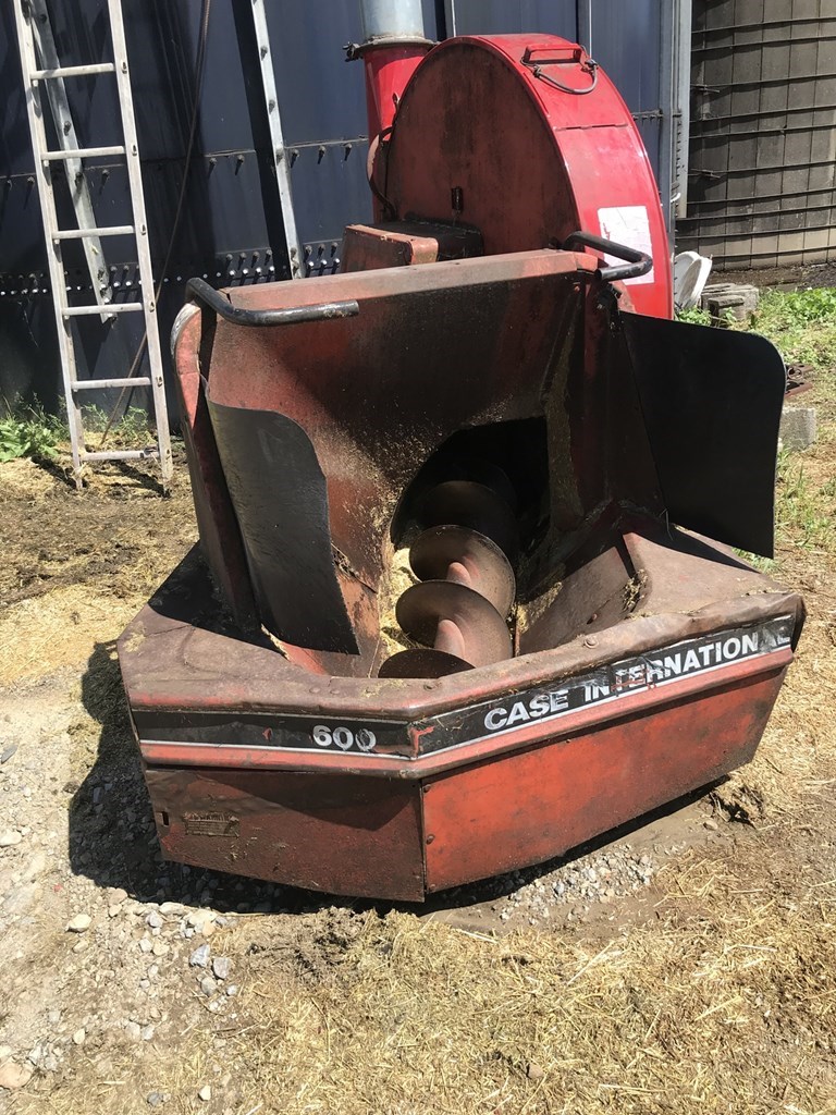 Case IH 600 Forage Boxes and Blowers For Sale