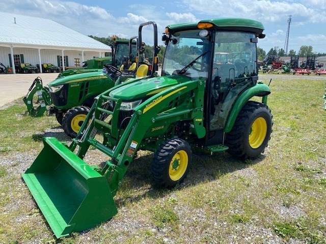 2017 John Deere 3039R Tractor - Compact Utility For Sale