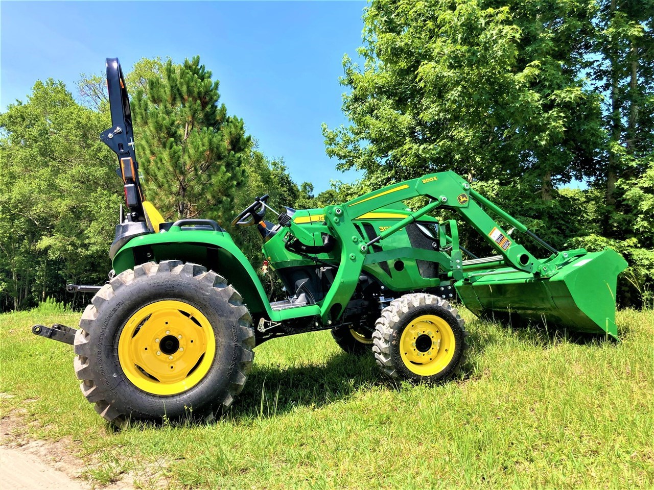 2022 John Deere 3032E Compact Utility Tractor Para VendaSt Augustine