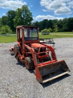 Tractor - Compact Utility For Sale 2006 Kubota B7800 , 30 HP