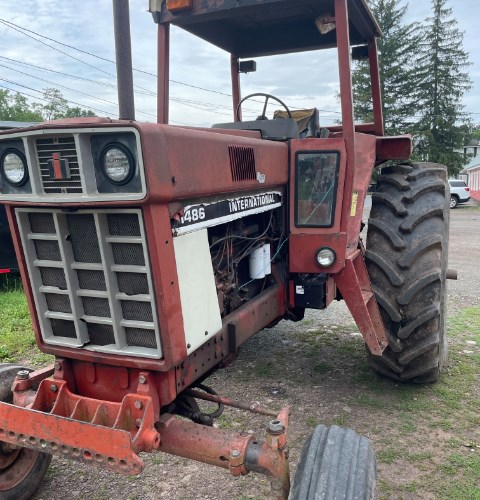 IH 1486 Tractor For Sale