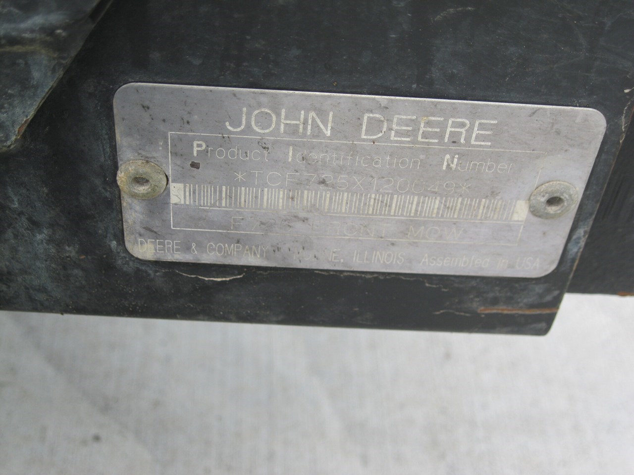 2002 John Deere F725 Image 9