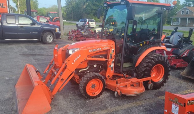 2013 Kubota B2650HSDC Tractor - Compact Utility For Sale