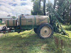 Sprayer-Pull Type For Sale Great Plains AS1000 
