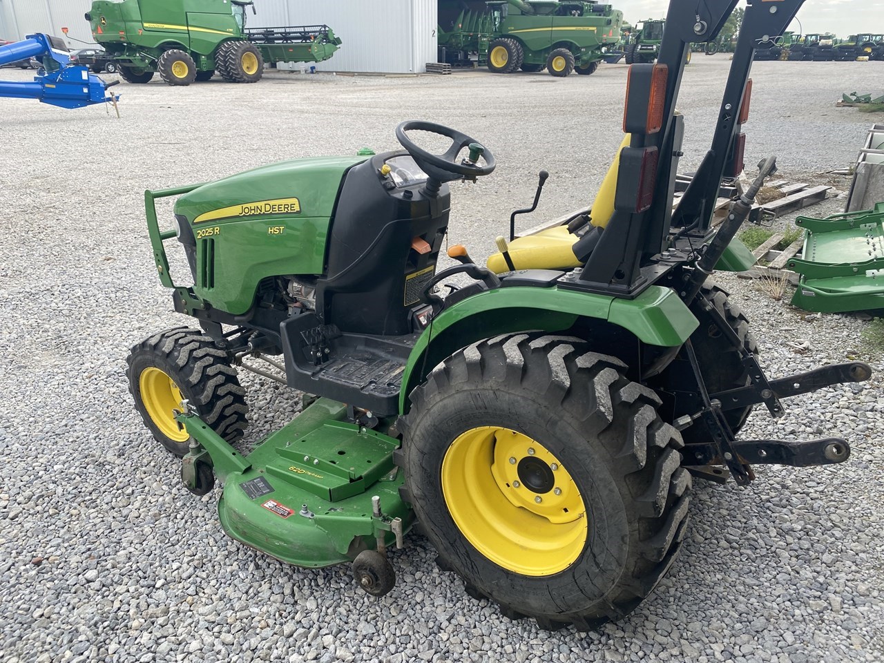2014 John Deere 2025R Compact Utility Tractor For Sale in Atwood Illinois