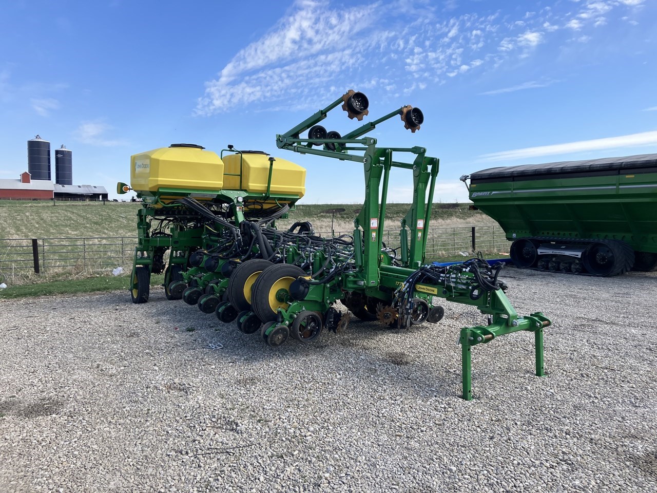 2022 John Deere 1775NT Planter For Sale in Lenox Iowa