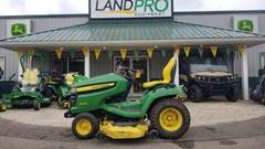 Lawn Mower For Sale 2006 John Deere X520 , 26 HP Lawn Mower For Sale 2006 John Deere X520 , 26 HP