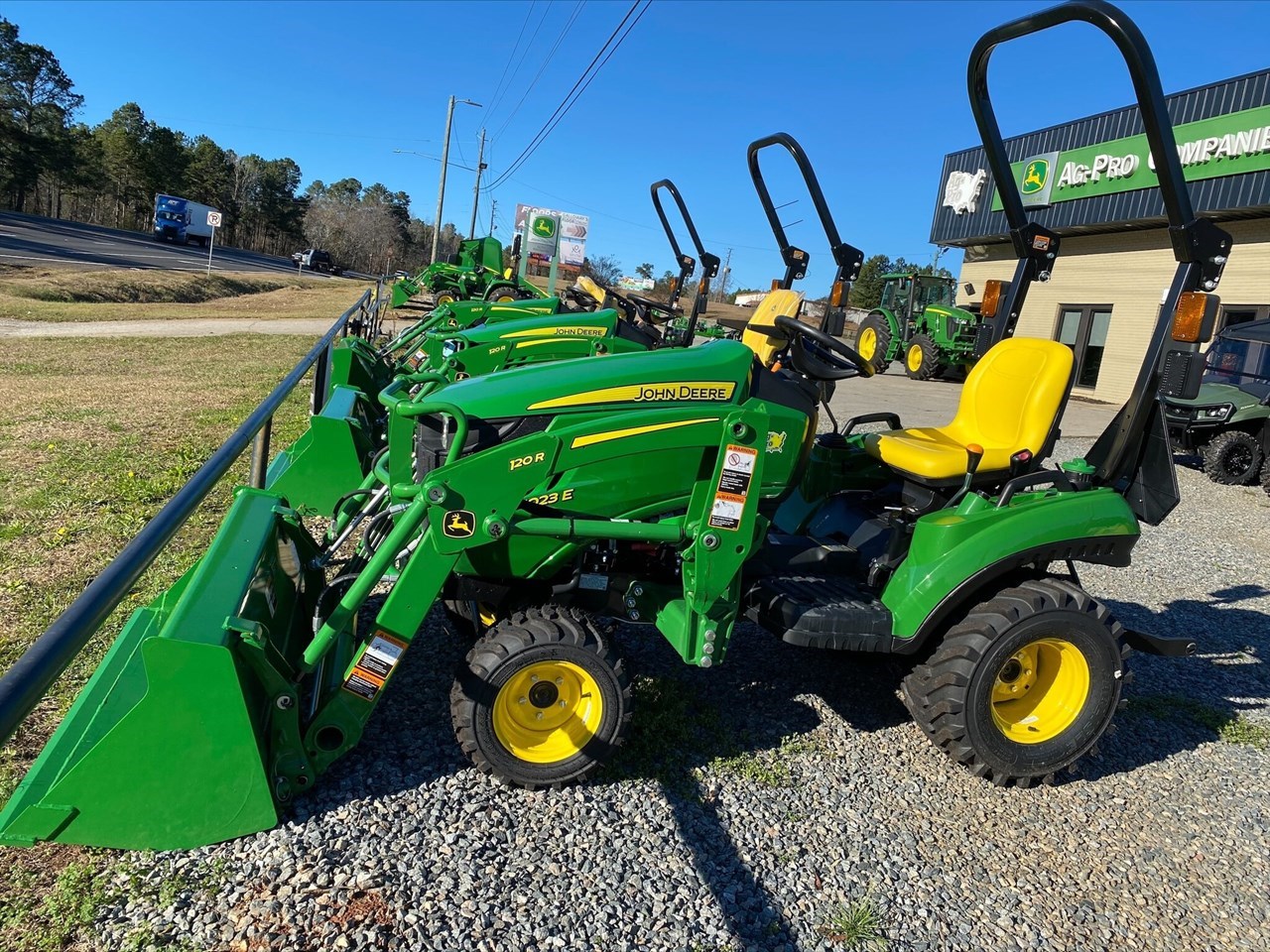 2023 John Deere 1023E Compact Utility Tractor For Sale in Milledgeville