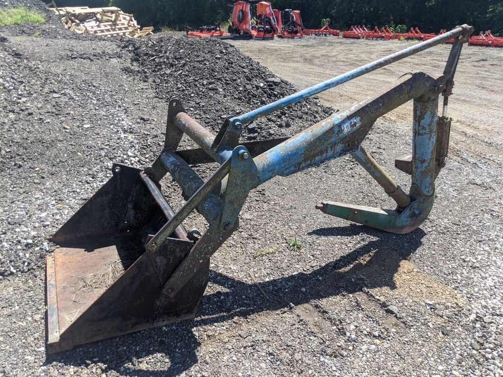 Ford ONE ARM LOADER Attachments For Sale in Jefferson City Tennessee