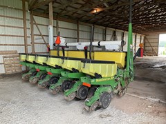 Planter For Sale 2013 John Deere 1750 Planter For Sale 2013 John Deere 1750