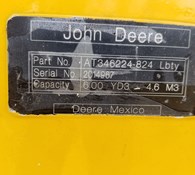 2017 John Deere 824J6.0P Thumbnail 6