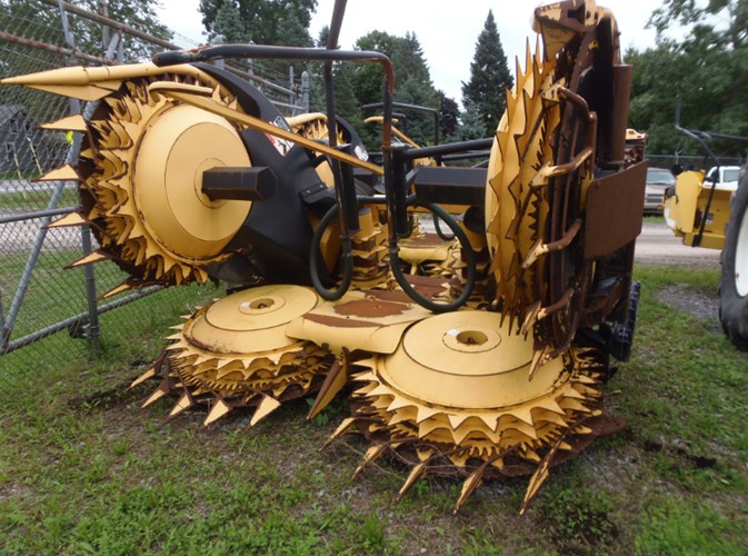 2015 New Holland 600BFIA Forage Head-Rotary For Sale