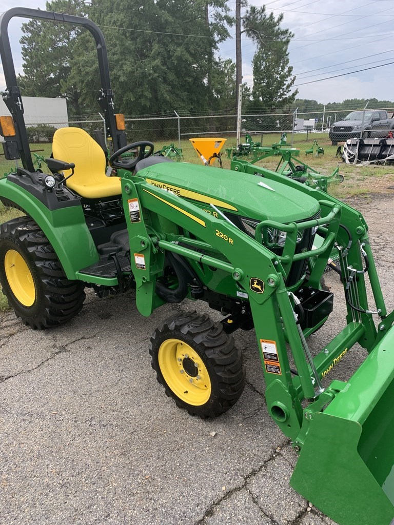 2023 John Deere 2032R Compact Utility Tractor For Sale in Macon
