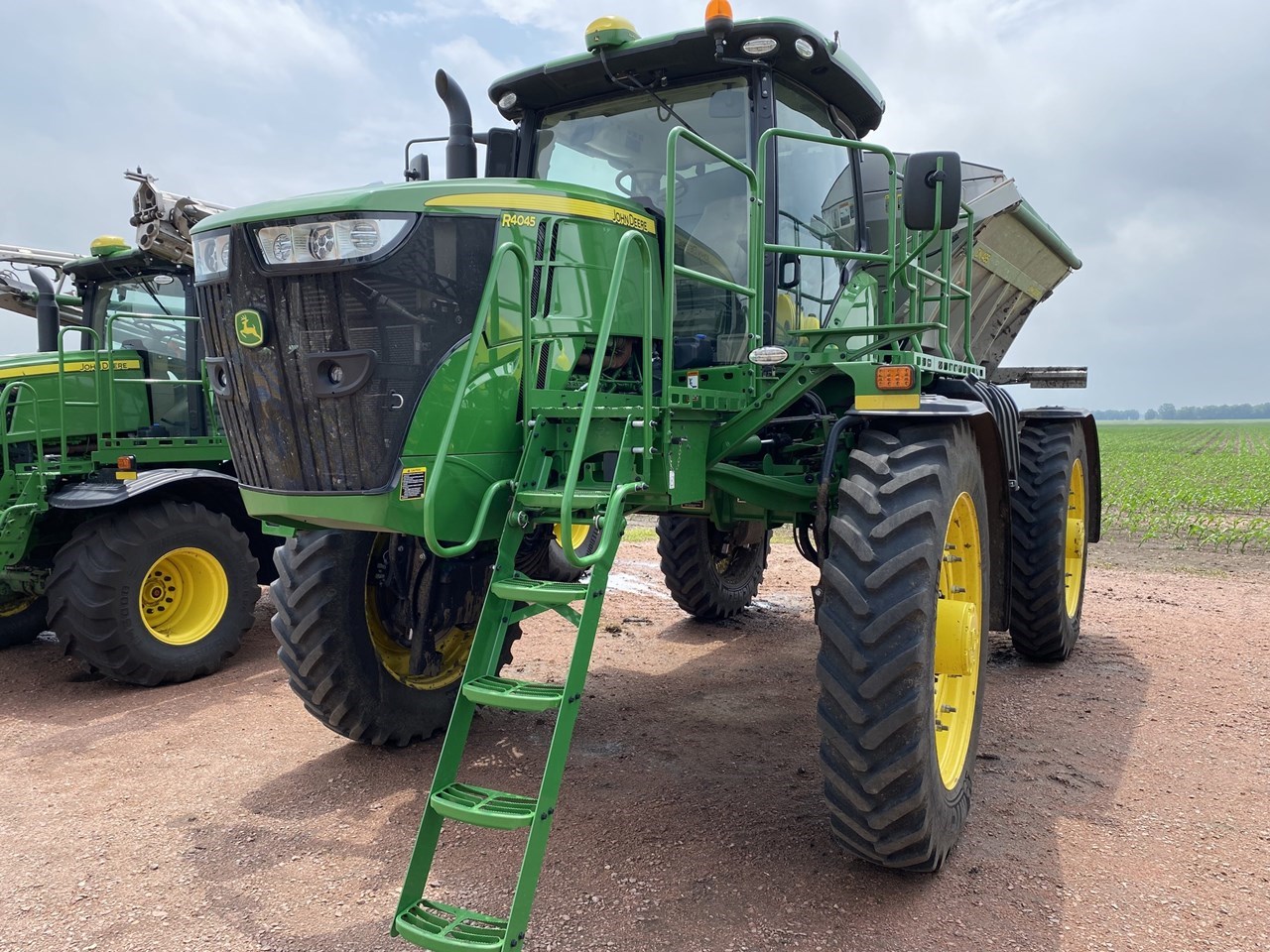 2021 John Deere R4045 Sprayer-Self Propelled For Sale in Freeman South ...