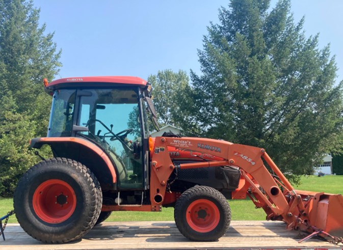 2011 Kubota L4740HSTC-3 Tractor - Compact Utility For Sale