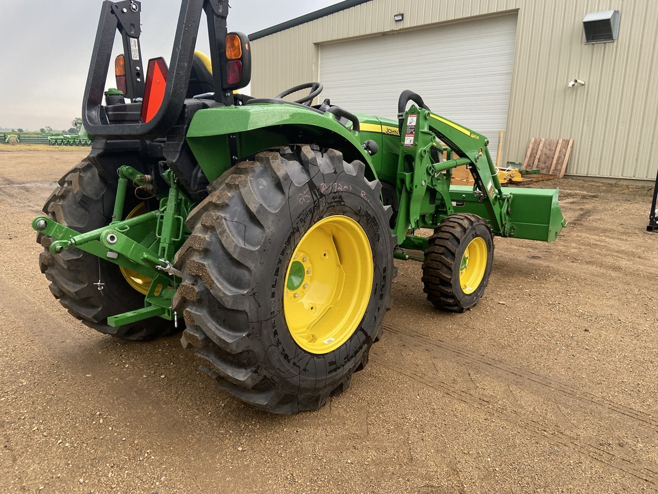 2020 John Deere 4066R Compact Utility Tractor Te koopFreeman South Dakota