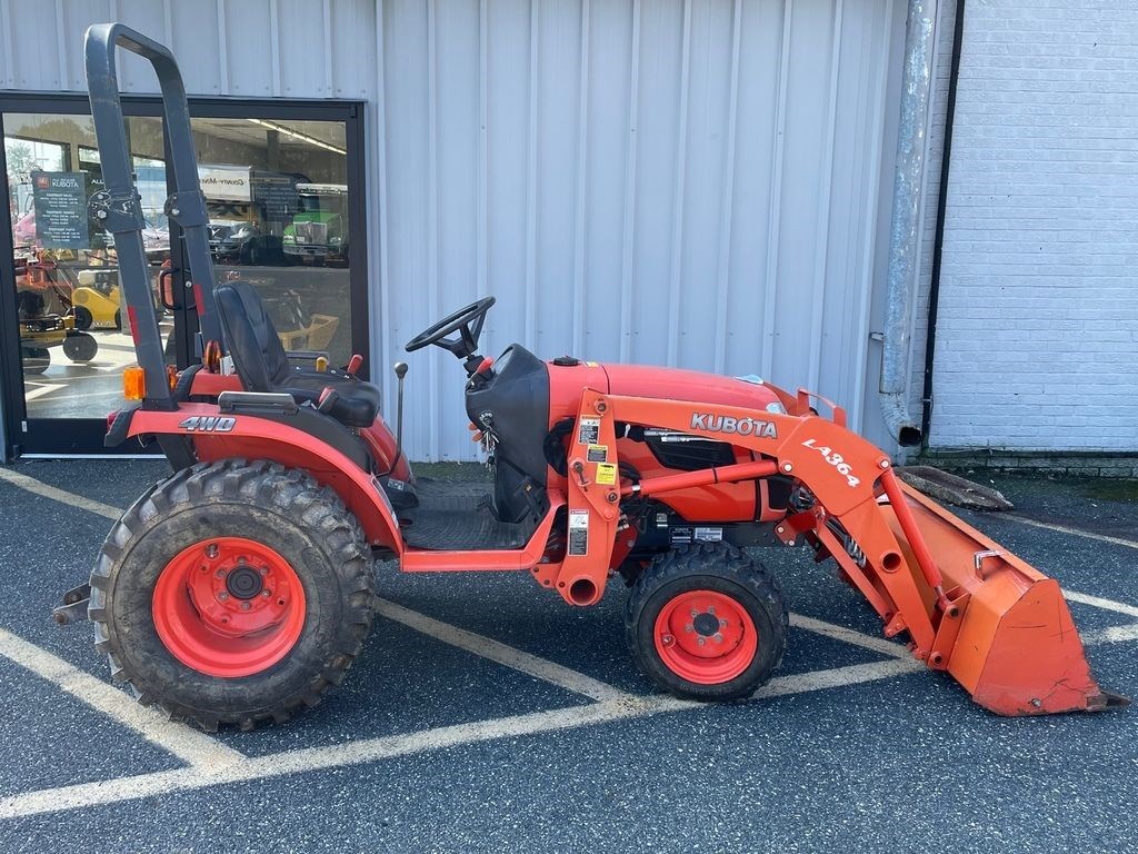2014 Kubota B2620 Compact Utility Tractor برسم البيعBel Air Maryland