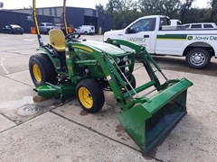 Tractor - Compact Utility For Sale 2006 John Deere 2520 , 26 HP Tractor - Compact Utility For Sale 2006 John Deere 2520 , 26 HP