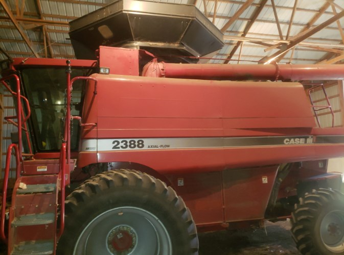 2002 Case IH 2388 Combine For Sale