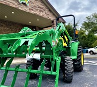 2023 John Deere 3025E Thumbnail 1