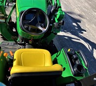 2023 John Deere 3025E Thumbnail 5