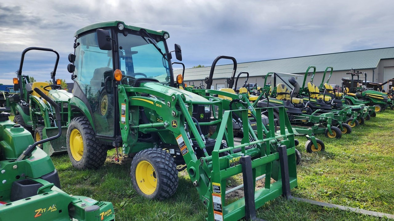 2020 John Deere 2025R Tractor - Compact Utility For Sale