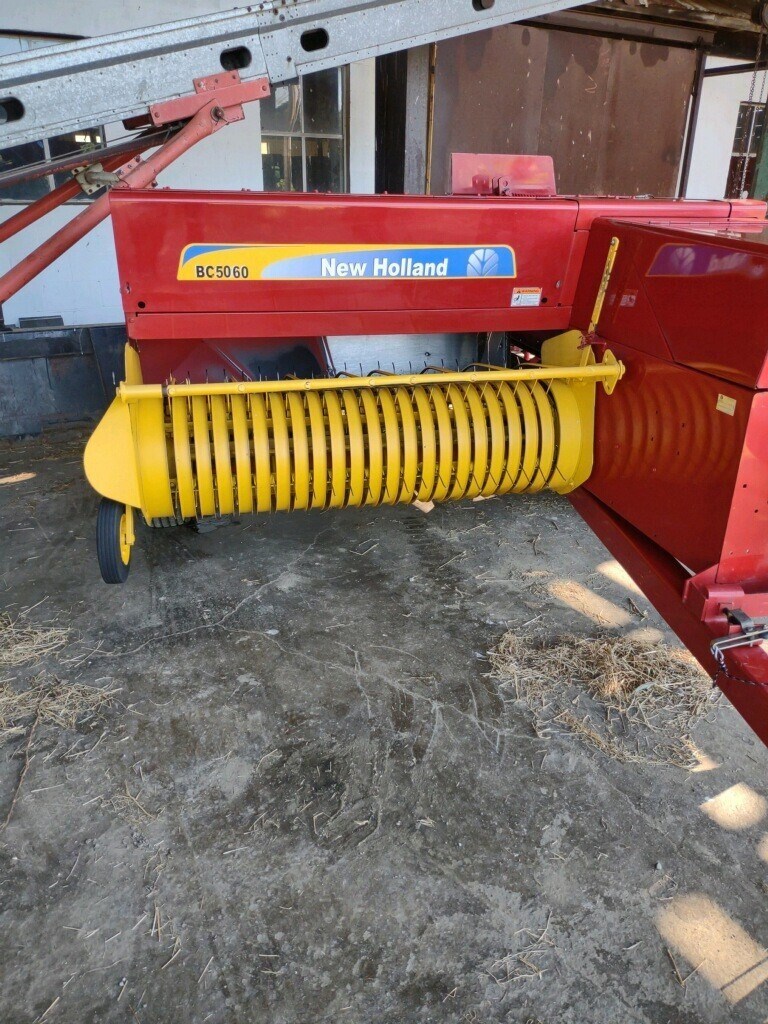 2009 New Holland BC5060 Baler-Square For Sale