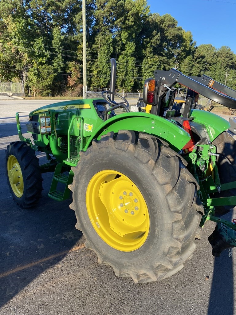 2023 John Deere 5075E Tractor Utility For Sale in McDonough